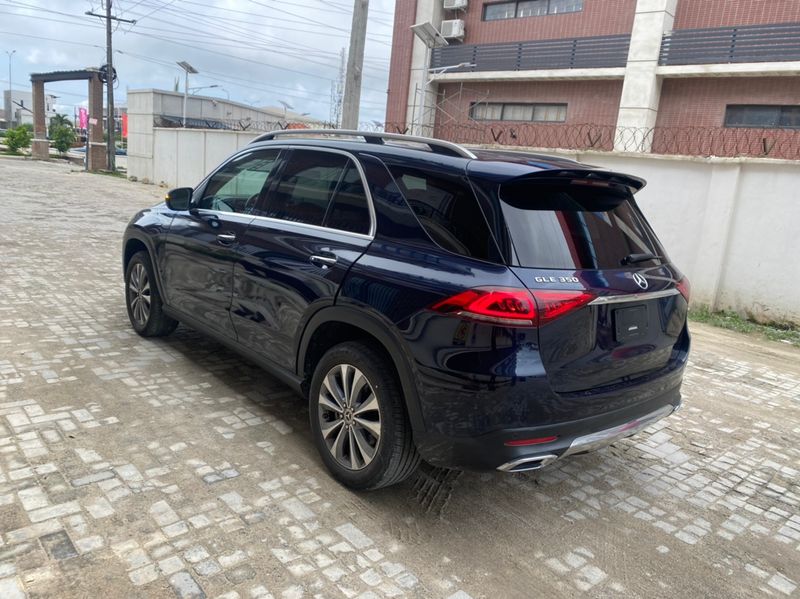 Thumbnail 4 of 2020 Mercedes-Benz GLE-Class